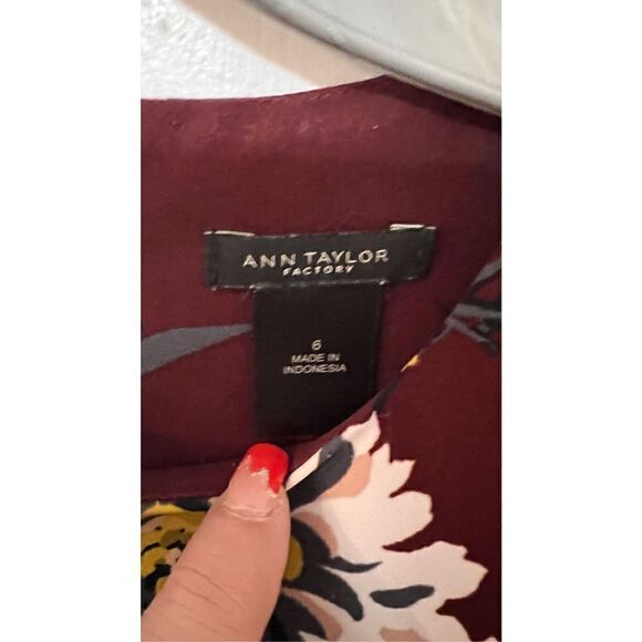 ANN TAYLOR FACTORY FLORAL DRESS WOMENS SIZE 6 - Picture 4 of 12